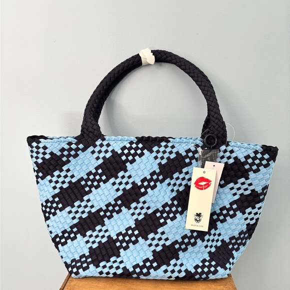 NEW Wildfox Large Woven Tote Bag Beach Bag Navy And Light Blue - Picture 1 of 5